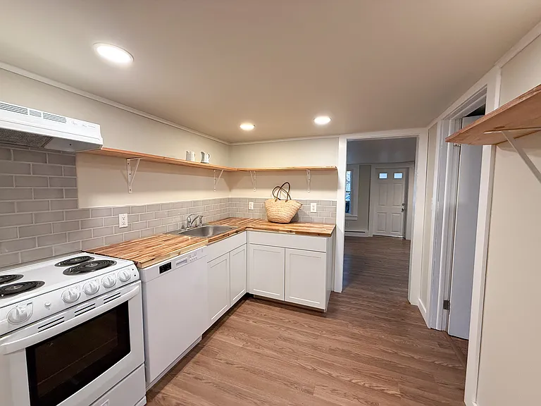 29 Ely St #1 — Photo 13
