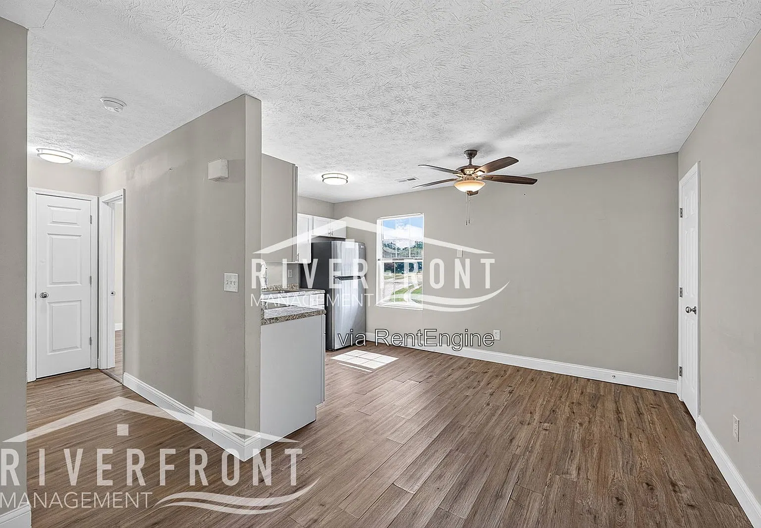 2 bed, 1.0 bath, $1,145 — Photo 3