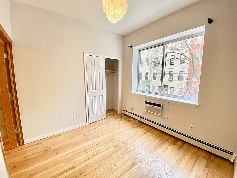 17 Judge St #3A — Photo 3