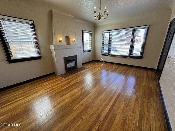 4th image of 3510 McKinley Ave