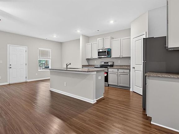 4th image of 101 Brexley Dr