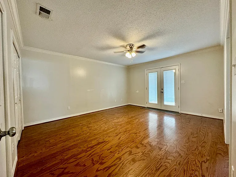 803 Henckley Ave — Photo 21