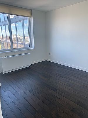 4th image of 309 Gold St APT 30D