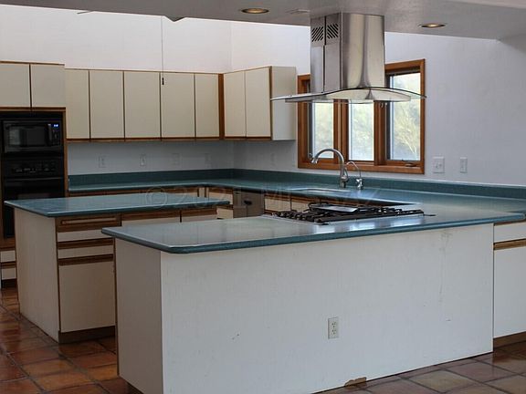 3rd image of 4664 N Avenida De Franelah
