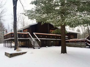 2511 Singer Rd, Eagle River, WI 54521