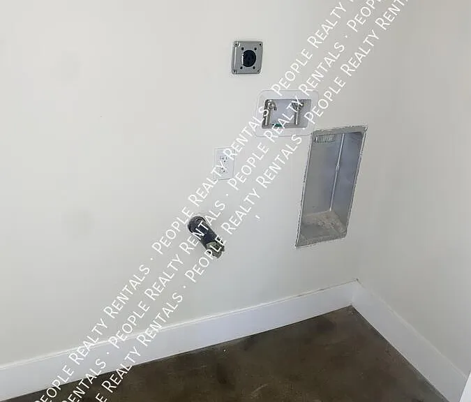 1504 Alta Vista Dr — Photo 9