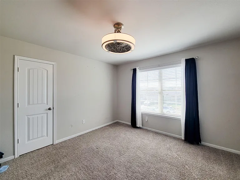 8003 Ecru Ln — Photo 37
