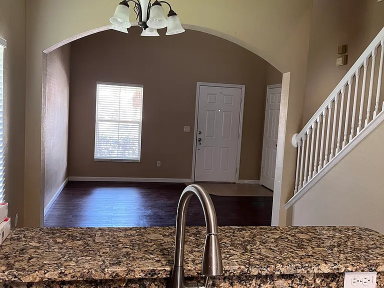 16563 Cedar Crest Dr — Photo 6