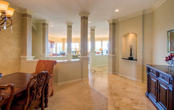 3rd image of 2024 Crown View Dr N