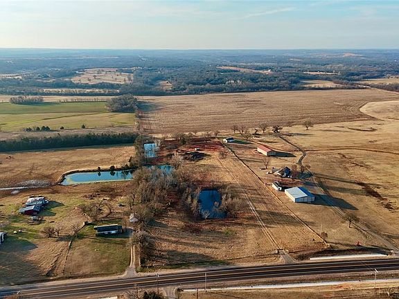 5th image of 16500 E Danforth Rd