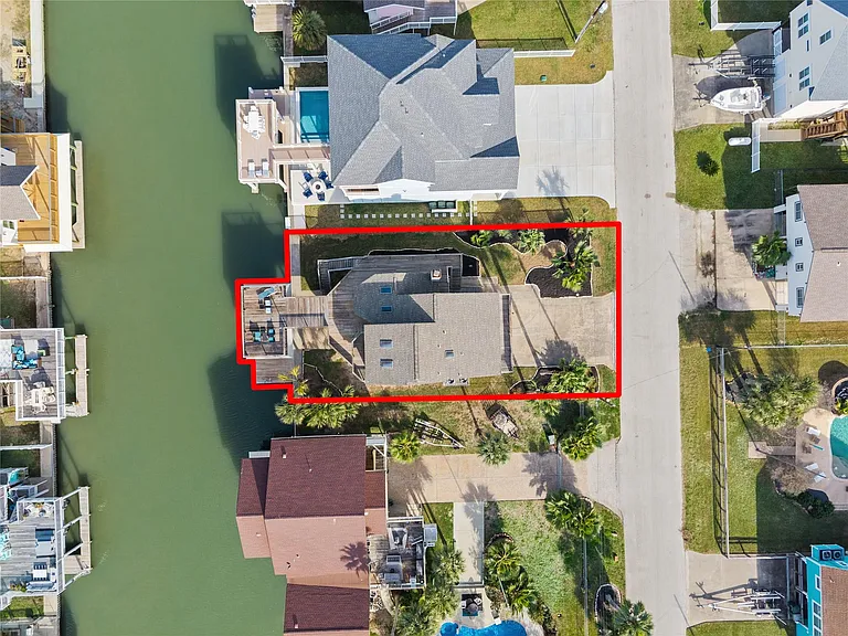 21812 Frio Dr — Photo 3