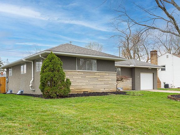 2nd image of 743 Latham Ct