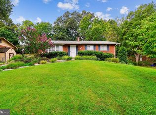 11512 Charlton Dr, Silver Spring, MD 20902