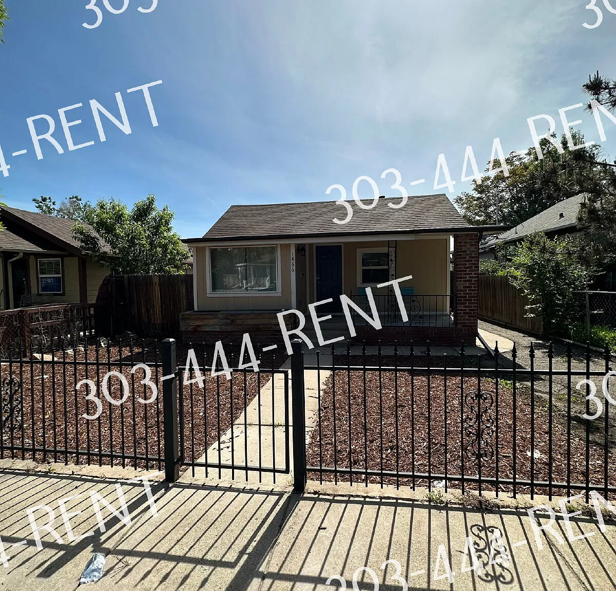 3 bed, 1452 sqft, $2,445 — Photo 1
