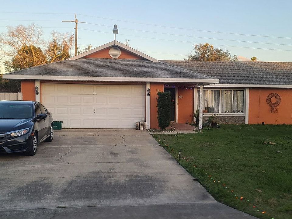 1st image of 1441 E Palomar Dr