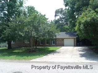417 Conifer Dr, Fayetteville, NC 28314