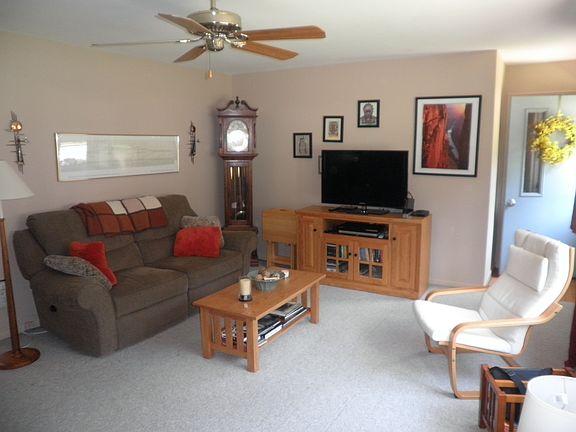 HW flr under w/w carpet