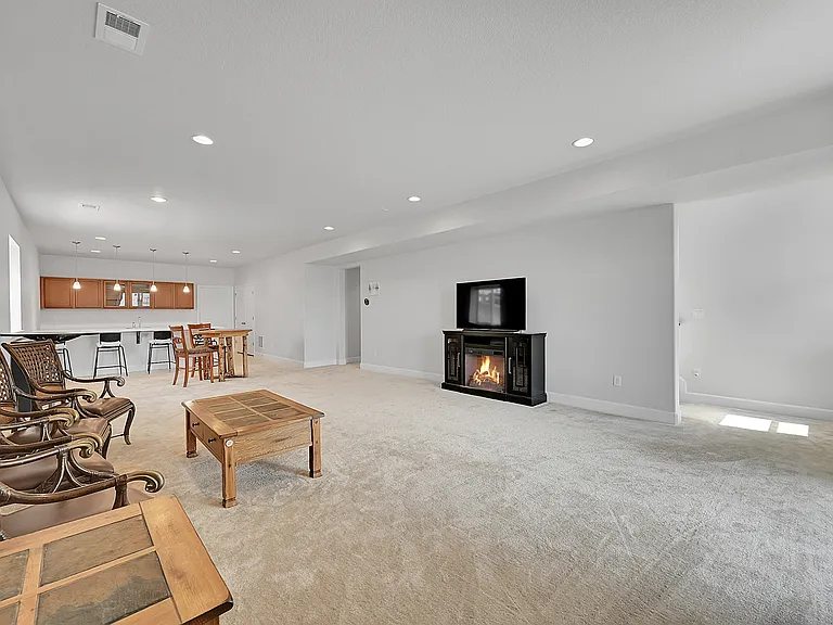 6848 Petunia Pl — Photo 6