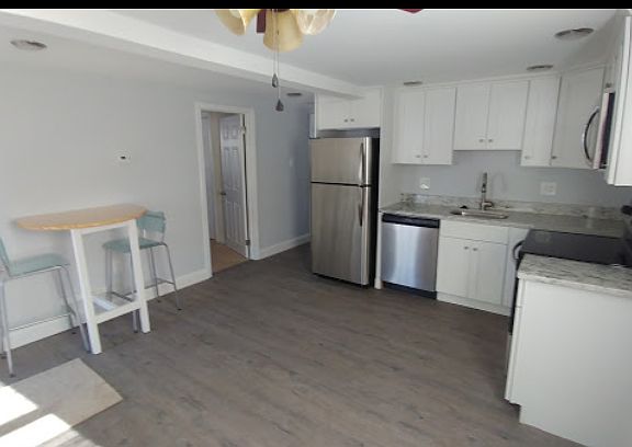 2nd image of 309 West Ave