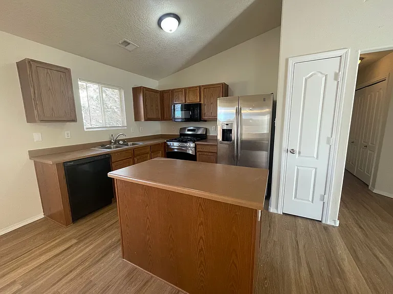 861 Desert Senna Ave SW — Photo 9