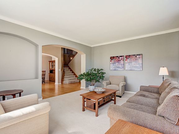 5th image of 575 Orchard Pond Dr