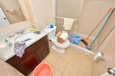 Rented by Genik Group Corp