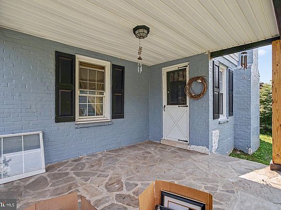 3rd image of 741 Monkton Rd