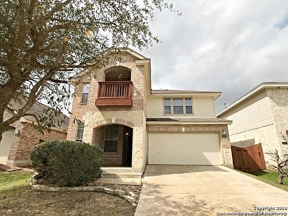 2nd image of 1007 Caprese Ln