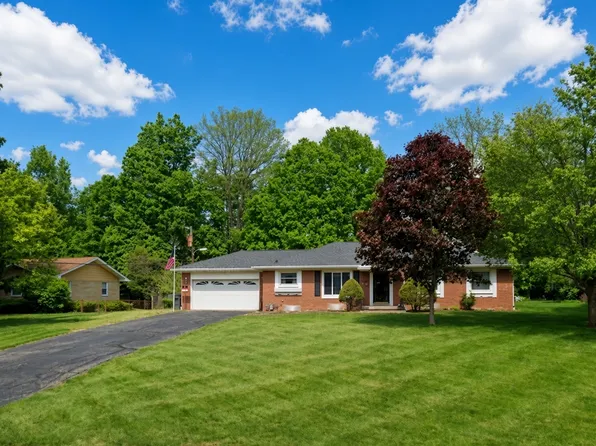 2202 Redfern Dr, Indianapolis, IN 46227