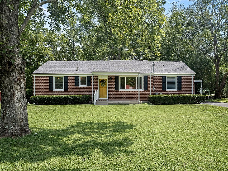 1st image of 611 Thrush Pl