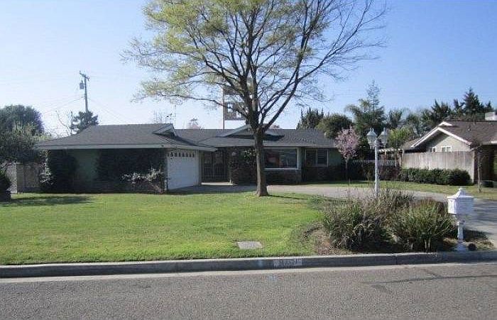 909 N Beatrice Dr Tulare CA 93274 Zillow