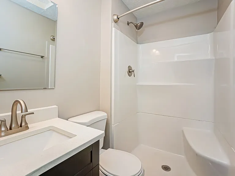 1531 Creekside Ln — Photo 17