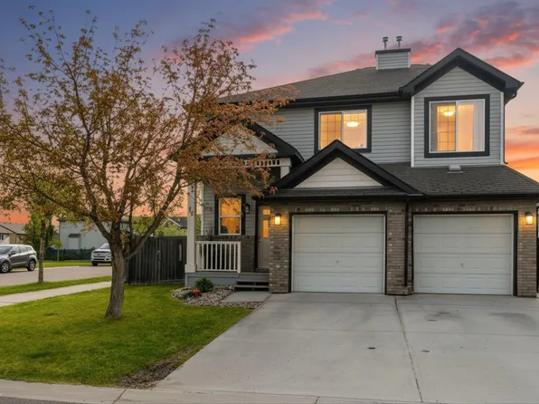 32 Vista St, Spruce Grove, AB T7X 4P6