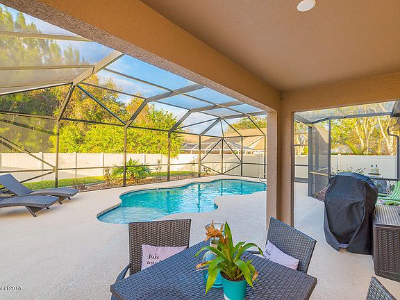 2nd image of 2990 Louetta Cir