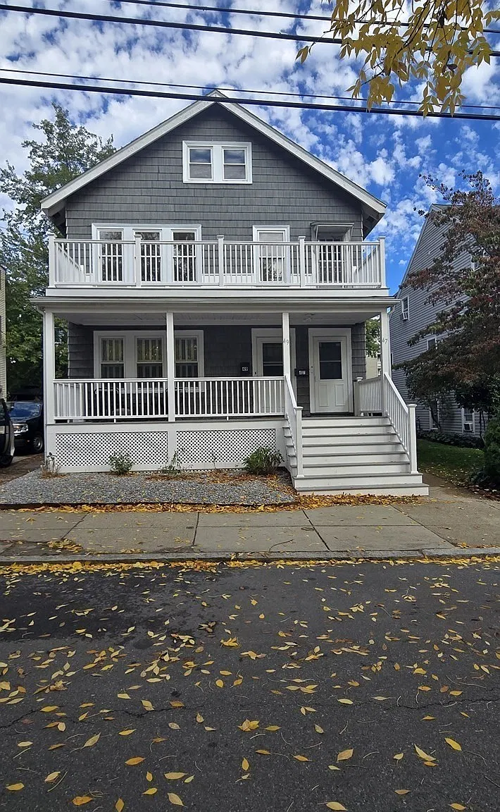 3 bed, 1.0 bath, 1100 sqft, $3,400 — Photo 1