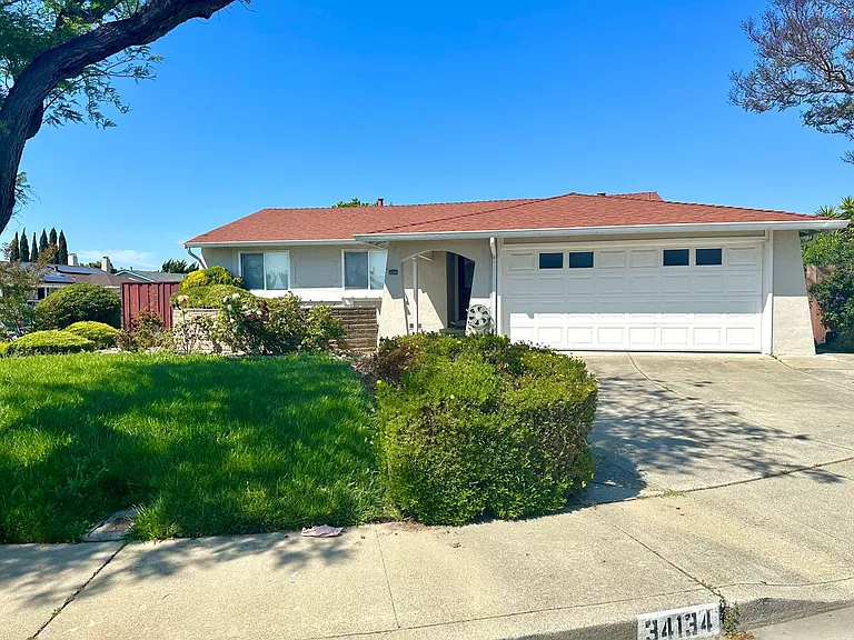 34134 Auden Ct — Photo 2