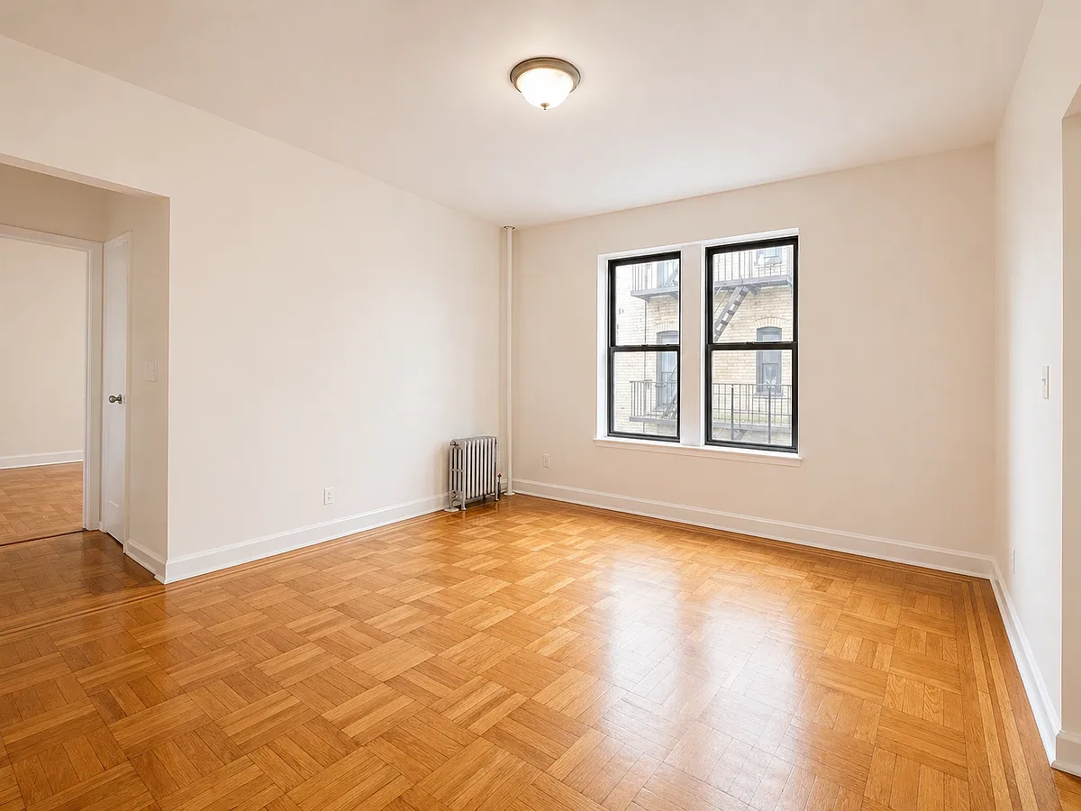 Photo 1 of 5 - 497 W 182nd St #5D - Manhattan, NY Primary Photo - 497 W 182nd St #5D