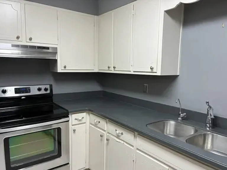 2122 Montreat Cir #2122 — Photo 7