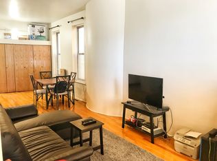 1421 W Huron St APT 1R, Chicago, IL 60642