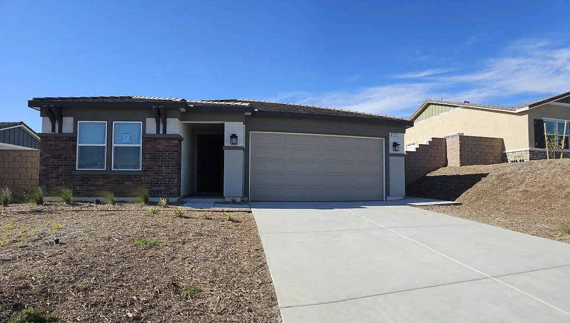 22752 Salvation Way — Photo 2
