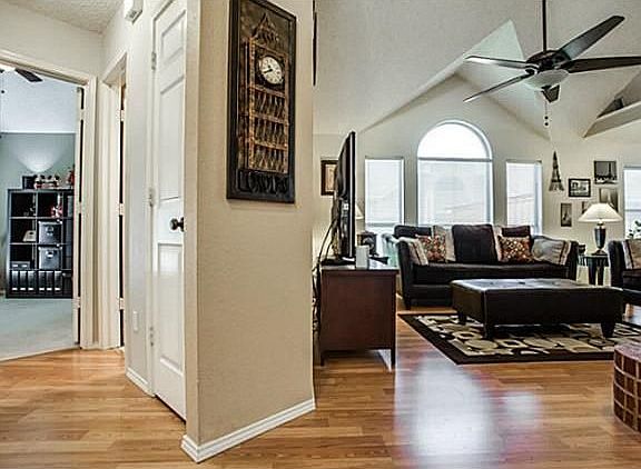 4th image of 1913 Ambrose Dr