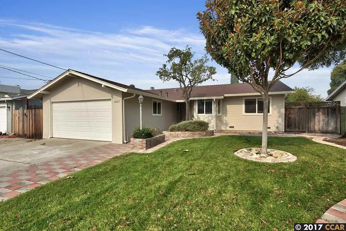 2687 Montgomery Ave photo 1