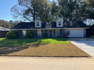 10022 Golden Gate Ave, Baton Rouge, LA 70818
