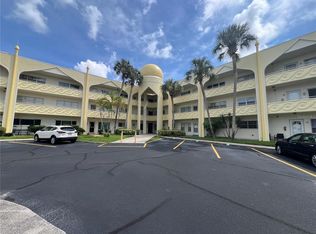 2361 Ecuadorian Way APT 33, Clearwater, FL 33763