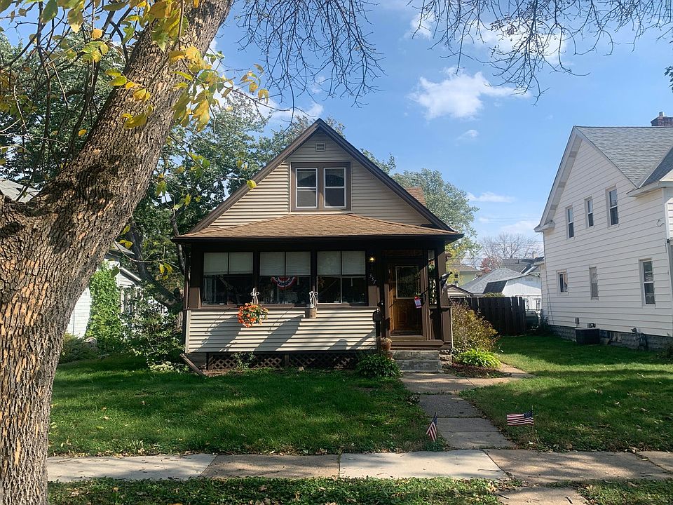 1st image of 337 7th Ave S