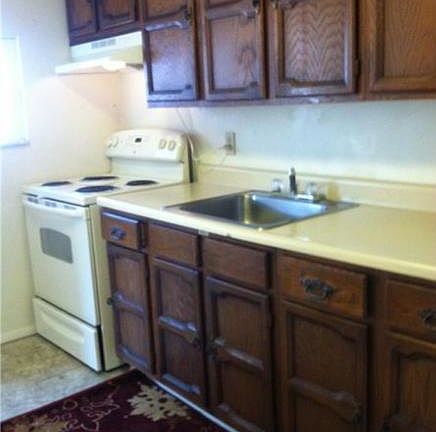 4th image of 327 S 5th St APT 3