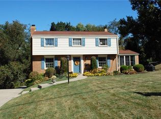 1257 Sun Ridge Dr, Pittsburgh, PA 15241
