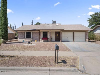3233 Tomahawk St, El Paso, TX, 79936