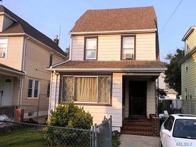 1st image of 10917 208th St