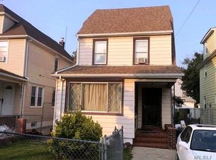 10917 208th St, Queens Village, NY 11429